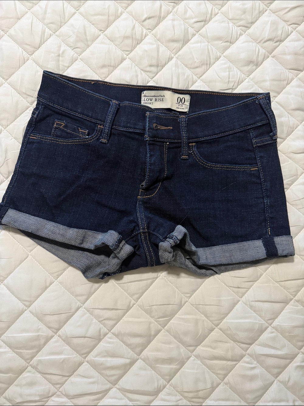 Abercrombie & Fitch Low Rise Dark Blue Denim Shorts - Size 00